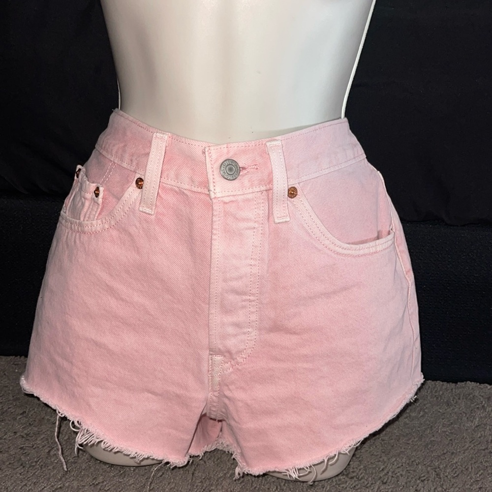 Pink Levi’s